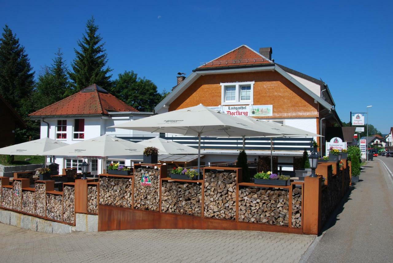 Landgasthof Zum Dorfkrug Häusern エクステリア 写真