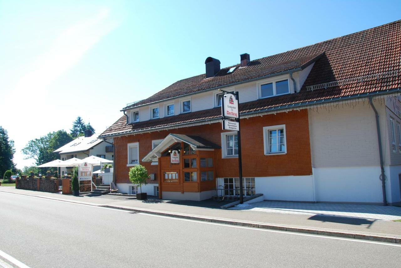 Landgasthof Zum Dorfkrug Häusern エクステリア 写真